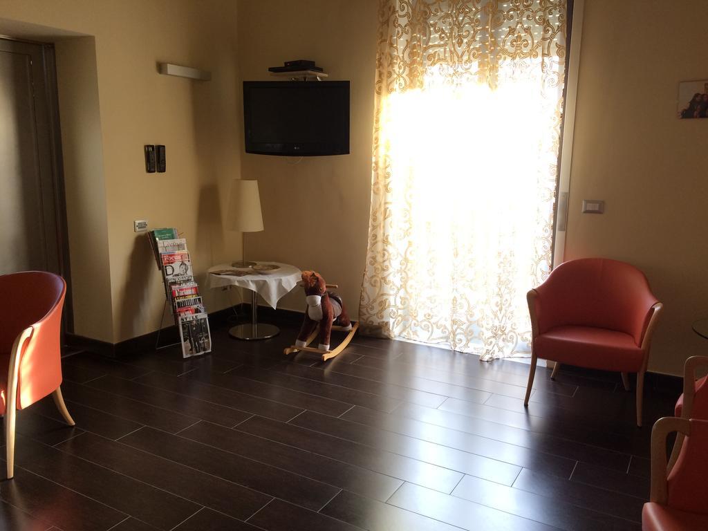 Hotel Residence Empedocle Messina Eksteriør billede
