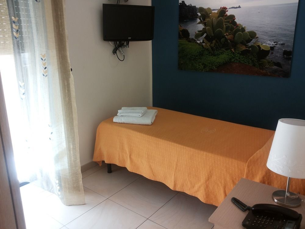 Hotel Residence Empedocle Messina Eksteriør billede