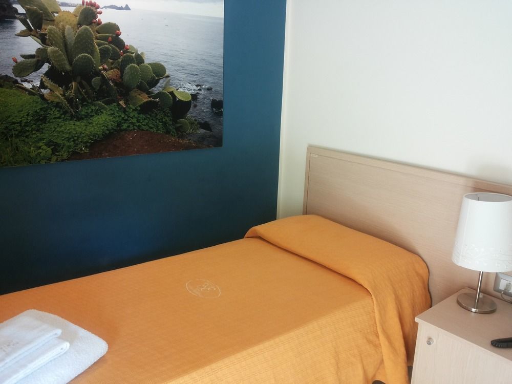 Hotel Residence Empedocle Messina Eksteriør billede