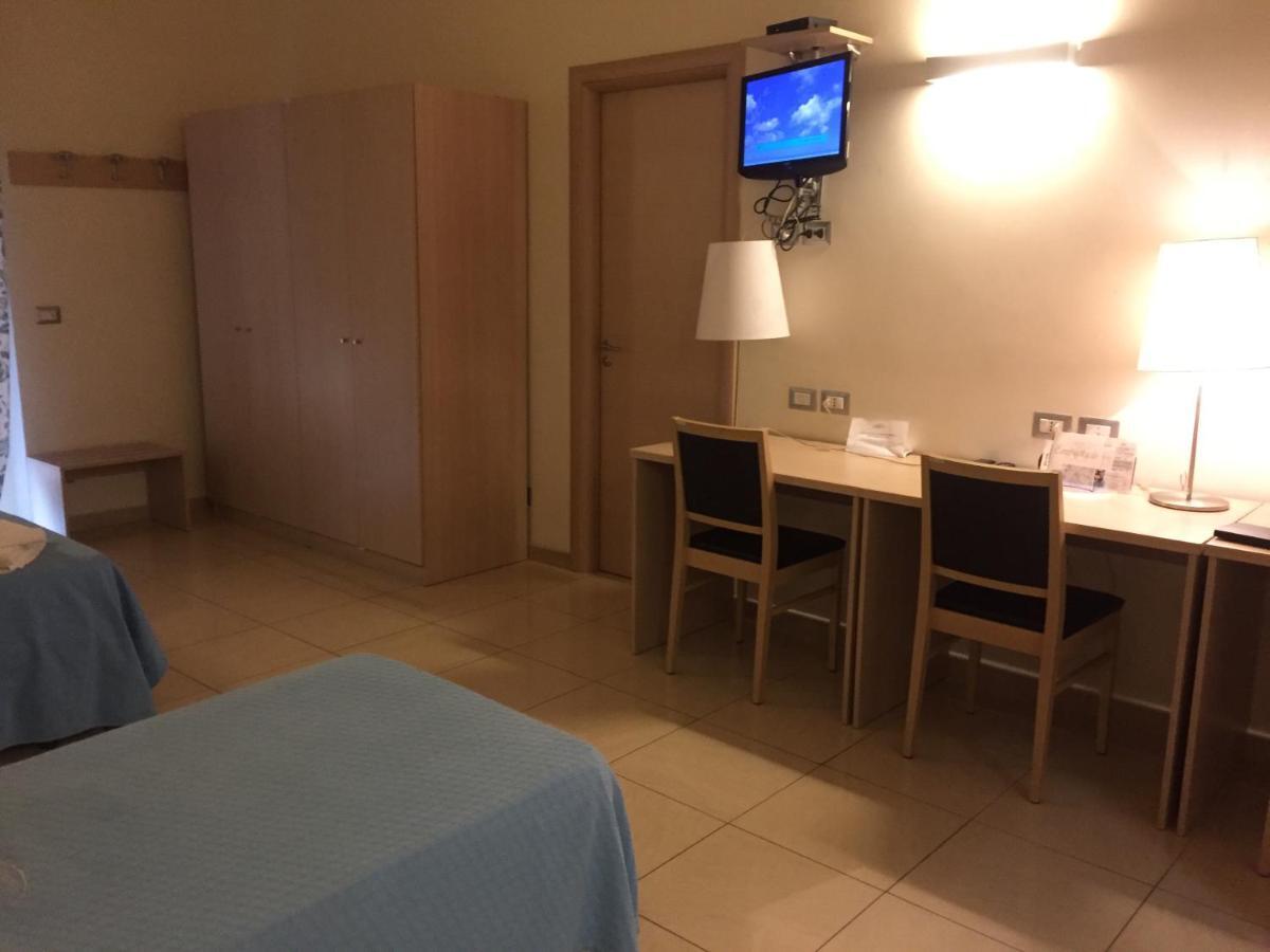 Hotel Residence Empedocle Messina Eksteriør billede