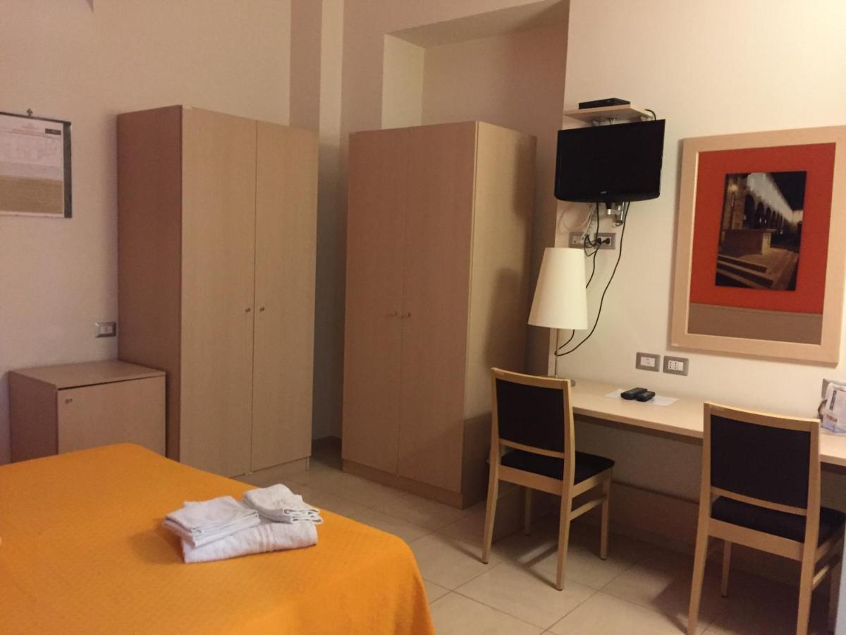 Hotel Residence Empedocle Messina Eksteriør billede